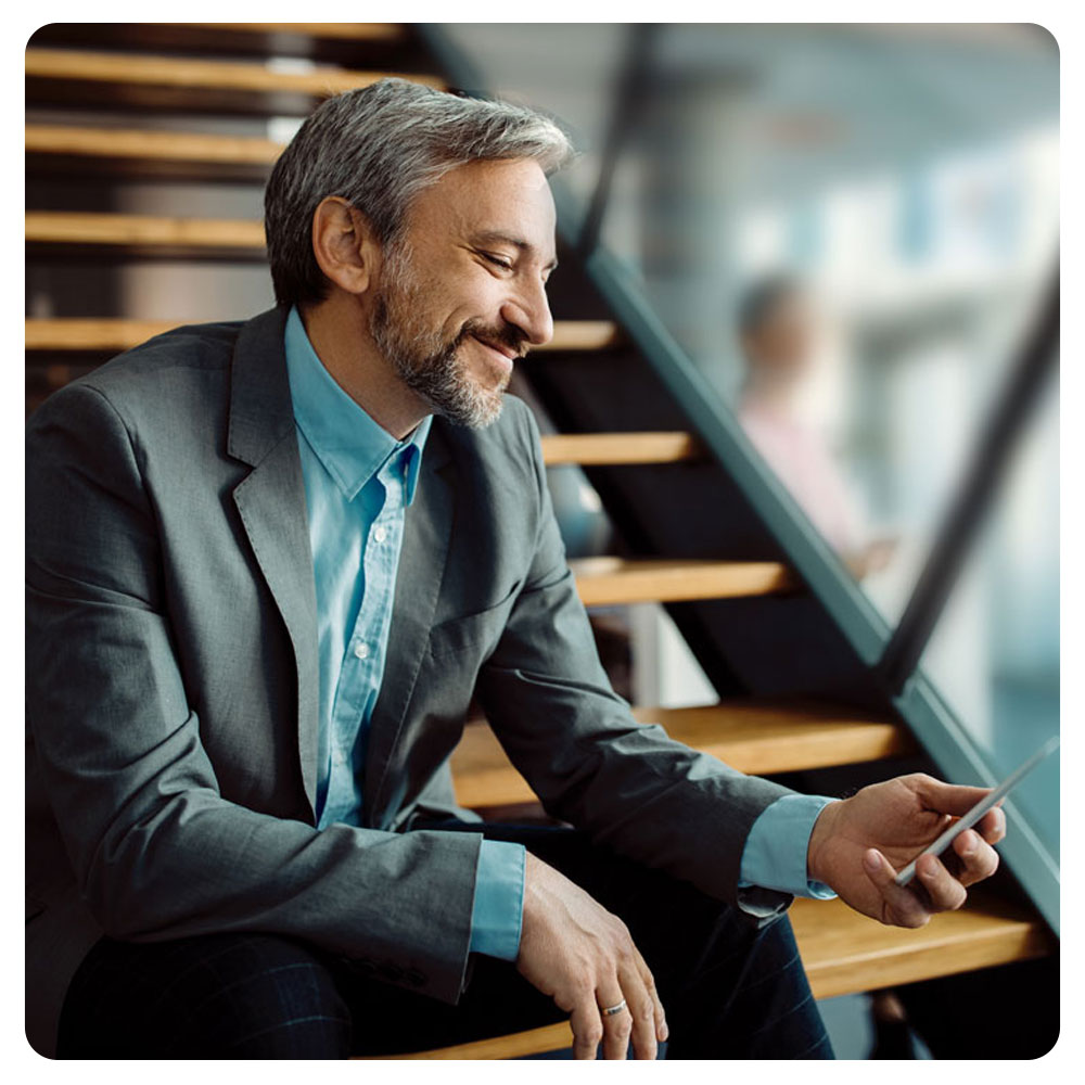 Courtier Financier. Votre partenaire de confiance en courtage financier avec des solutions sur mesure en épargne, assurances, crédit et immobilier.